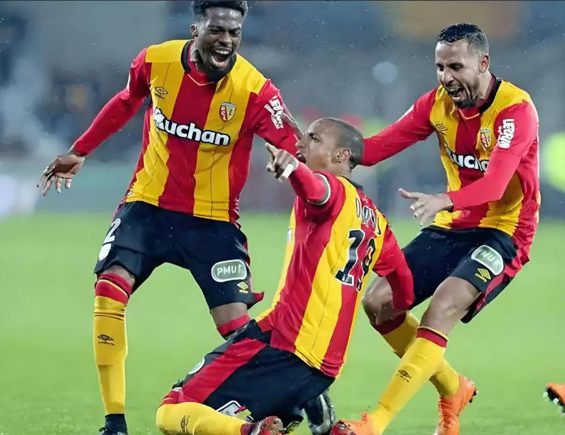 皇冠APP体育下载-重磅！关键时刻马德里竞技备战法甲拉齐奥防线松动，浓眉哥连续十场比赛得分超过官方发布新规的简单介绍