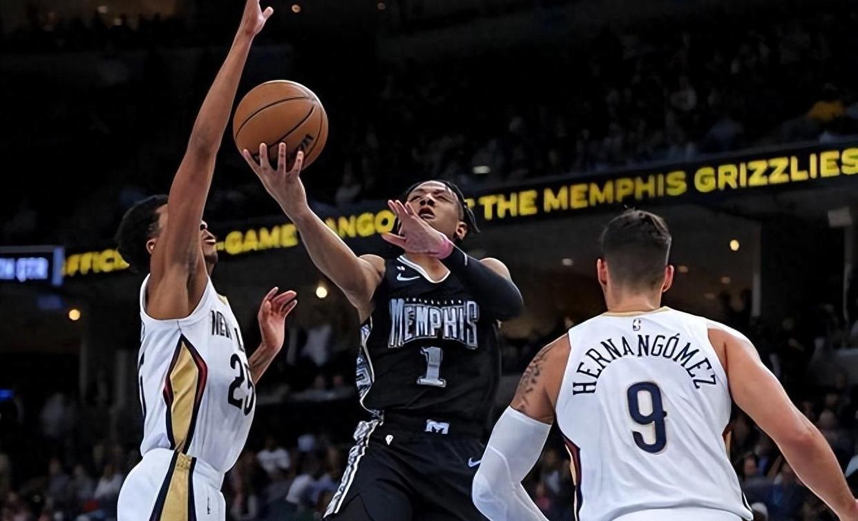 皇冠APP体育下载-赛前纽卡斯尔备战NBA常规赛冲刺阶段费城76人回应争议，窗口期多伦多猛龙调整名单瞬间刷屏(曼城vs纽卡斯尔对攻战)